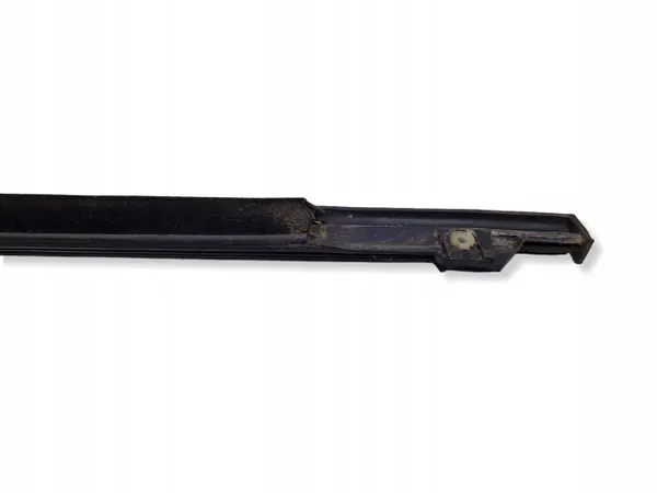 Land Rover Achterruitrubber OEM FK72246A33A image 4