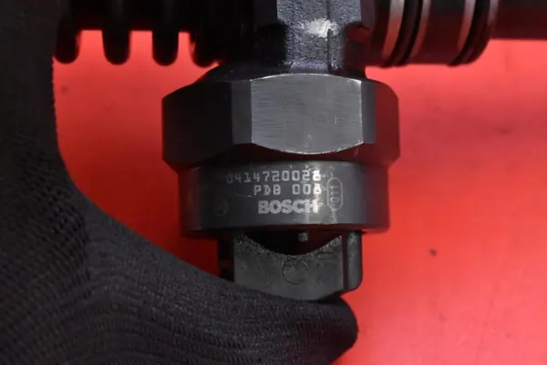 Injectiepomp OEM 038130073AA voor VW Passat B5 1.9 TDI image 6