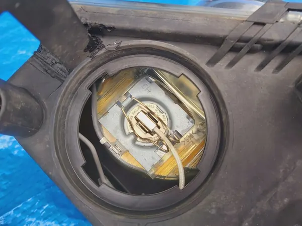 OPEL Astra H Farol Halógeno Direito Para-choque 13243425 image 10