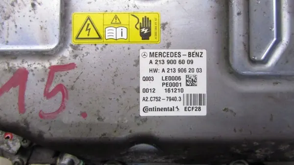 Mercedes W213 Generator OEM A2139006009 Begagnad image 4