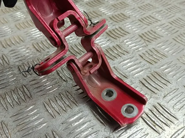 2020 KIA Stinger Vorderen Türscharniere OEM FOB51847 image 2