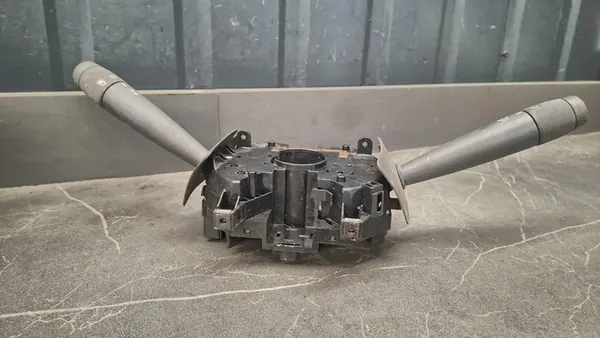 Combinatieschakelaar Fiat Punto I 1993-1997 OEM 717393060 image 4