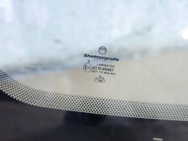 Käytetty etulasi OEM Szyba przód FIAT FREEMONT I image 4