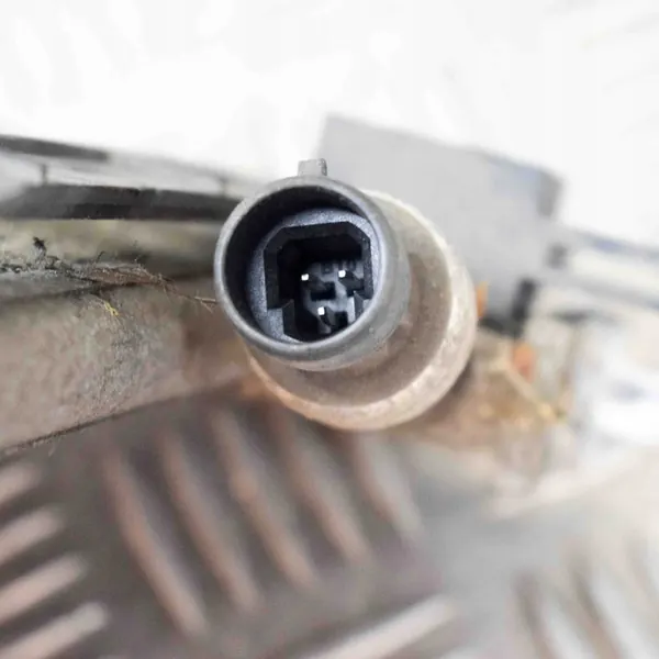 Ilmastointikylmä OPEL INSIGNIA A SEDAN 2.0L image 4