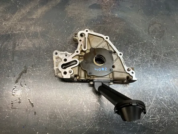 Olje pump VW SEAT POLO 1.2 TSI CJZ image 3