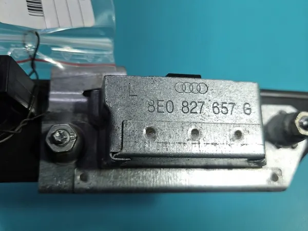 Audi A6 C6 Takaluukun Kahva image 7