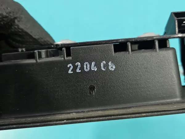 Audi A6 C6 Takaluukun Kahva image 8