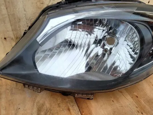 Linker voorlamp Mercedes Citan W415 image 2