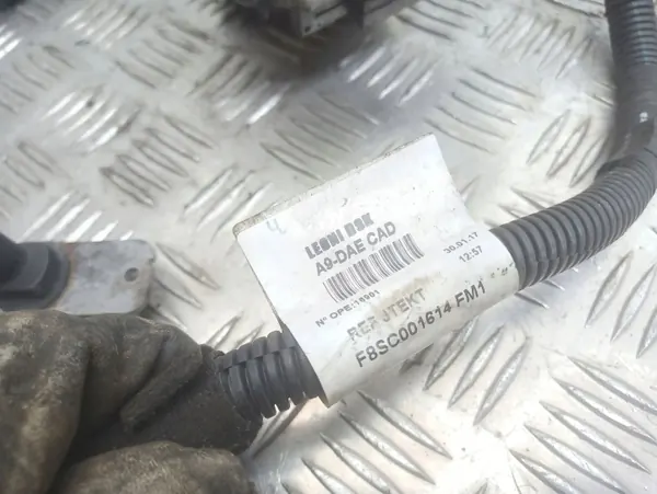 Peça eletrónica direção Citroen C4 Cactus OEM 9816451380 image 3