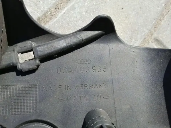 Audi OE 06A103935 Motorabdeckung - Gebrauchter Zustand image 3