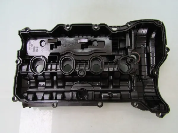 Mazda Venttiilikansi OEM PE2910210 2.0 Skyactiv-G image 3