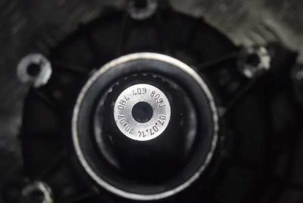 Bakre Drivaxel OEM 0B4409809J för Audi S-Tronic image 4