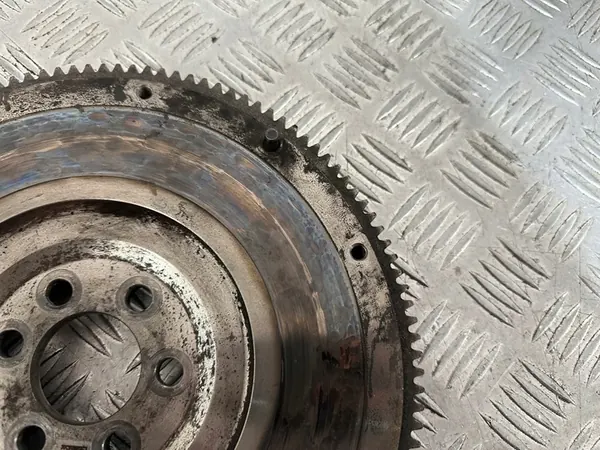 Volante SKODA FABIA III 1.0 TSI 04C105269E image 3