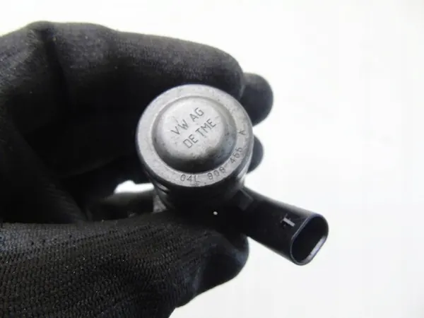 Soupape de pression d'huile OEM 04L906455A 2.0 TDI image 4