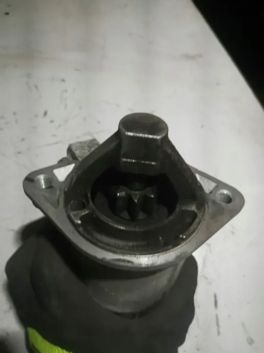 Motor de arranque Mitsubishi PININ 2.0 GDI Usado OEM image 8