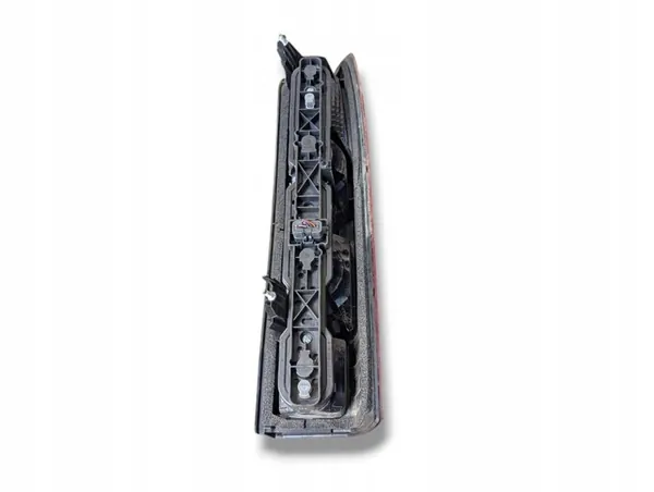 Luz trasera izquierda Opel Movano 2 (B) 2015 93197460 image 4