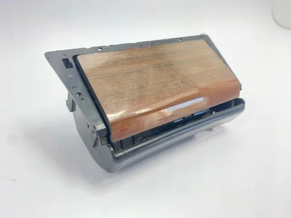 Framaskficka OEM POPIELNICZKA/SDV08101 Mercedes W124 image 4