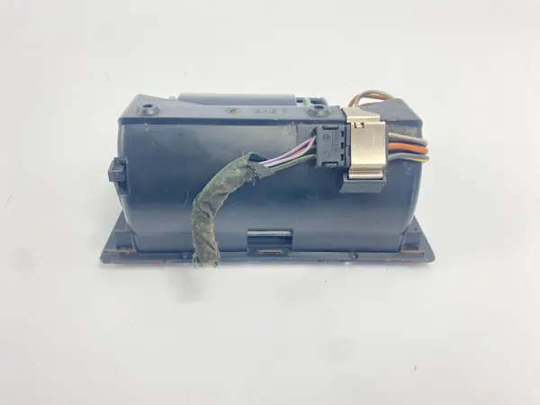 Framaskficka OEM POPIELNICZKA/SDV08101 Mercedes W124 image 5