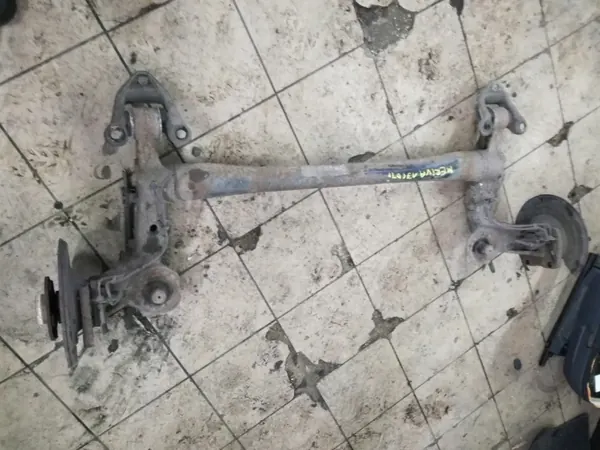 Viga do eixo traseiro Opel Meriva A OEM image 2