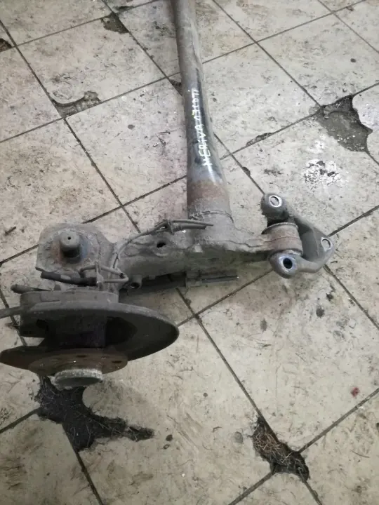 Viga do eixo traseiro Opel Meriva A OEM image 3