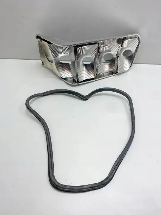 Mercedes-Benz SL R129 Achterlicht Onderdelen OEM 1298203264 image 2