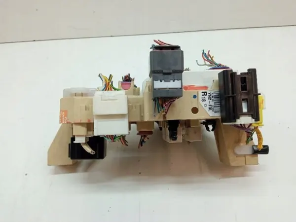 Zekeringkast OEM 36770-62JB0 Suzuki Swift IV image 7