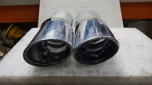 Audi S3 A3 8Y Uitlaateinden OEM 8S0253825A 8S0253826A image 3
