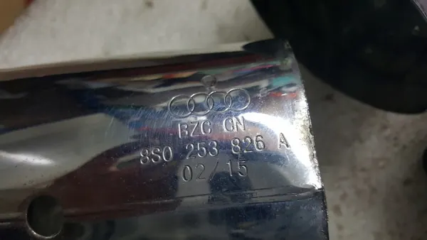 Audi S3 A3 8Y Uitlaateinden OEM 8S0253825A 8S0253826A image 4