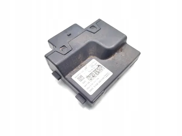 Módulo de controle da bomba de combustível Audi A4 2019 OEM 8W0906093G image 3