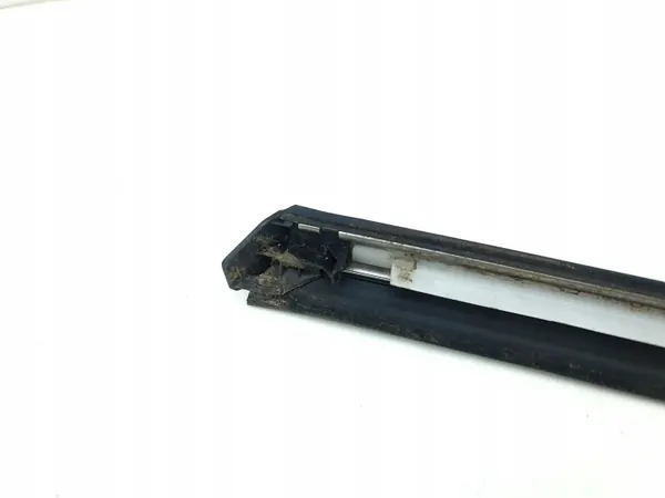 Joint de vitre latérale Mini OEM AMD196642 - Occasion image 8