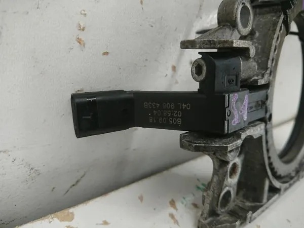Nokkenassensor OEM 04L906433B voor VW Passat B8/Tiguan image 3