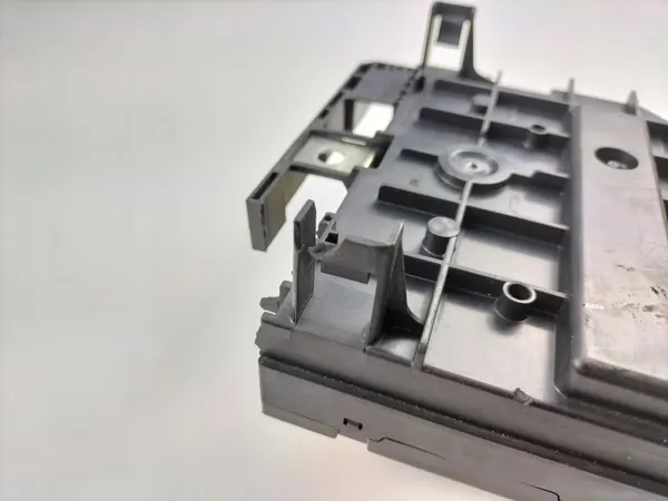 Caixa de fusíveis Peugeot 407 OE image 4