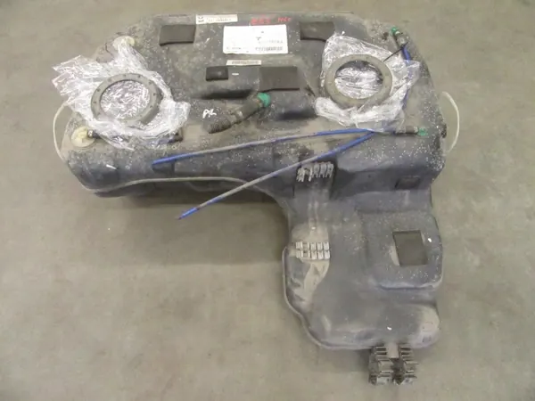 Depósito combustível BMW E53 X5 OEM 6766596 - Usado image 3