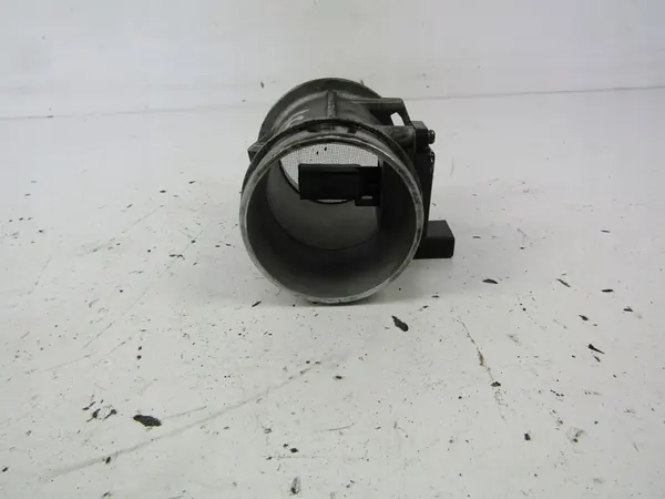 AUDI A4 B6 Luftmassenmesser image 3