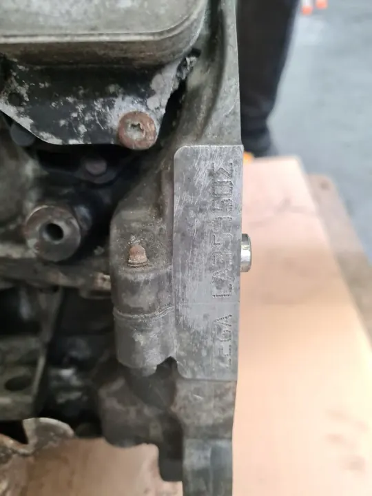 Motorblock OEM Z2GA684 för Ford Transit Connect II image 5