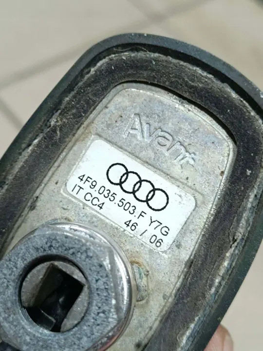 Antena barbatana OEM 4F9035503F para Audi A6 C6 image 4