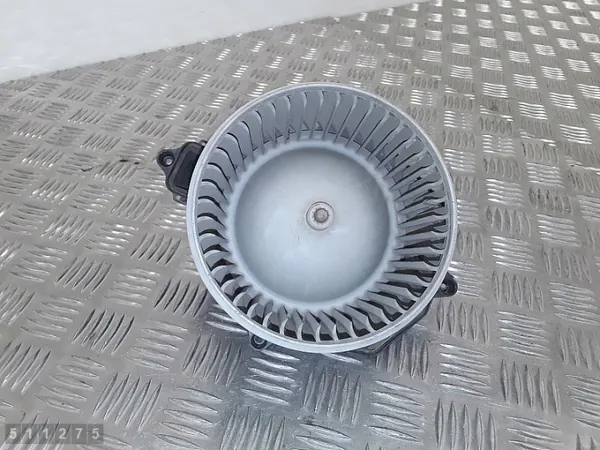 Peugeot Värmefläkt OEM 181428100 - Begagnad image 2