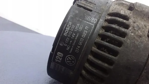 VW TRANSPORTER T4 2.5 TDI Vaihtovirtageneraattori 074903023R image 5