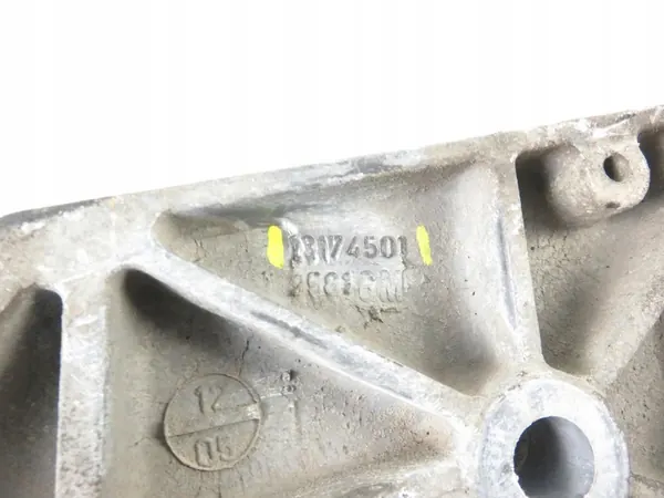 Opel OE 13174501 Vaihteiston Tuki image 4