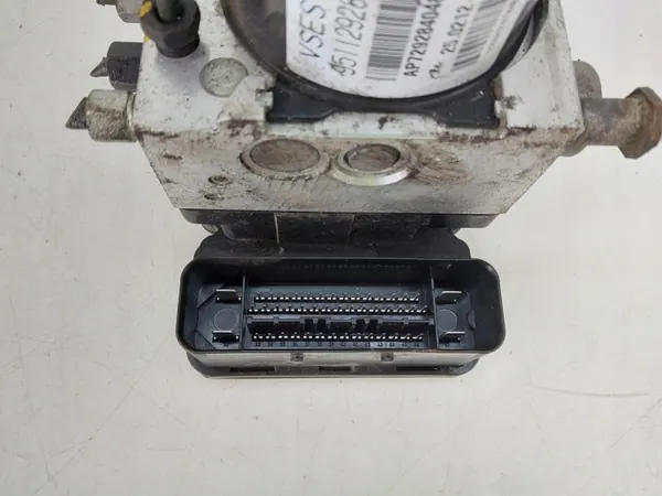 Pompe ABS OEM 95112928 pour Opel Antara 2.2 CDTI image 5