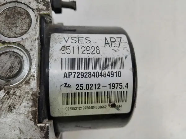 Pompe ABS OEM 95112928 pour Opel Antara 2.2 CDTI image 6