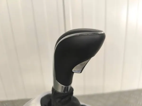Palanca de cambios automática OEM 13306867 para Opel Insignia A image 8