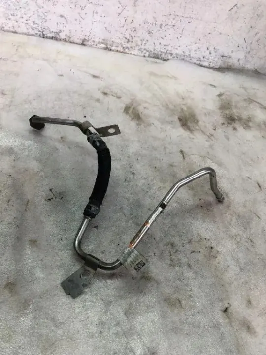 EGR-putki OEM 04L131552GJ VW Touran 2.0L Dieselille image 3