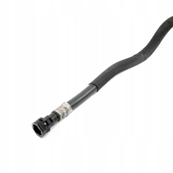 BMW F10 M5 Oljekylarslang OEM 2284269 image 4