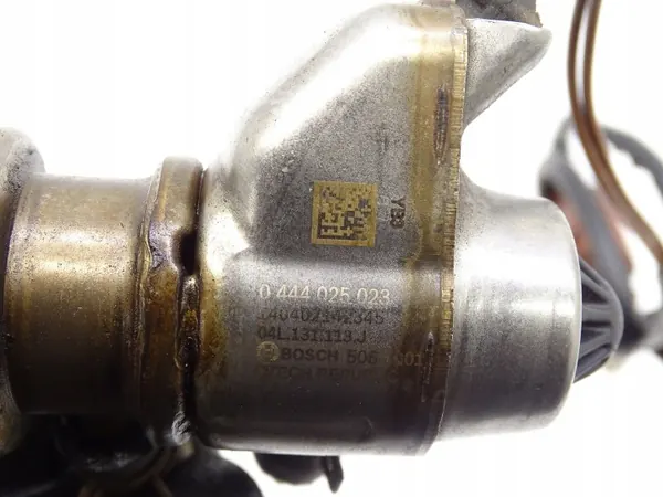 Injecteur AdBlue OEM 04L131113J pour Audi 2.0 TDI image 3