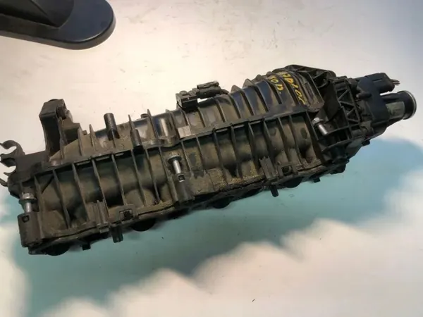 BMW 5 (F10) Ansaugkrümmer 0280751014 3.0L Diesel image 5