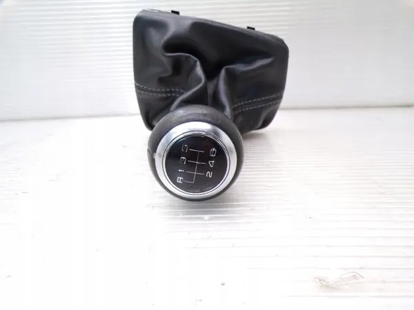 Soufflet de Levier OEM MIESZEK GAŁKA LEWARKA AUDI A4 B9 image 2