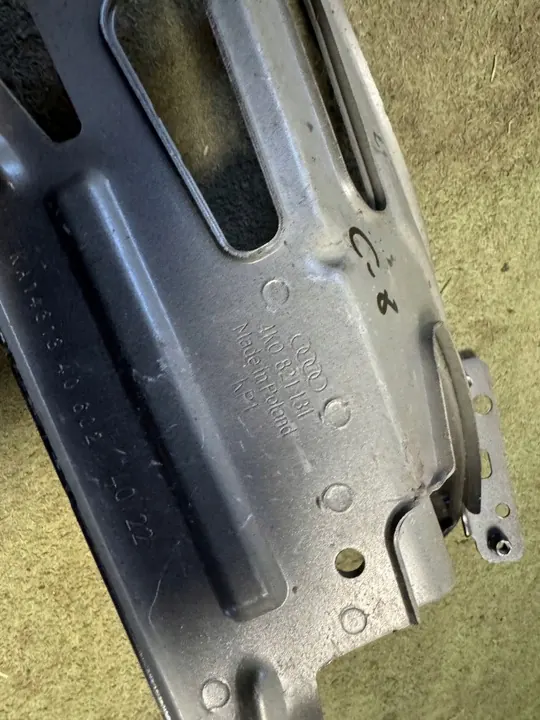 Vänster skärmstöd AUDI A6 C8 4K0821131 image 3