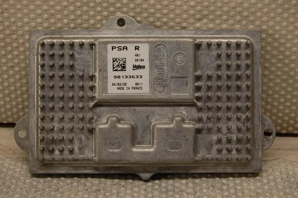 Module LED Droit OEM 90133633 pour Peugeot 508 II image 2