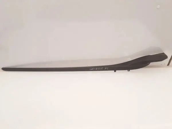 Rechter voorruitrubber OEM 769110017R Renault image 2
